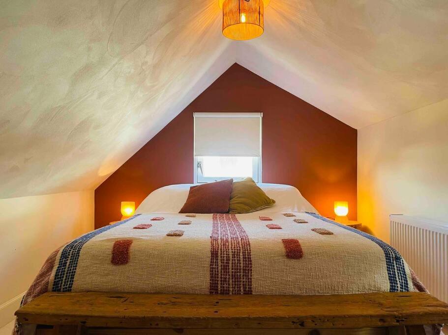 The Birdhouse, Tiny Home Close To The Beach 诺德韦克 外观 照片